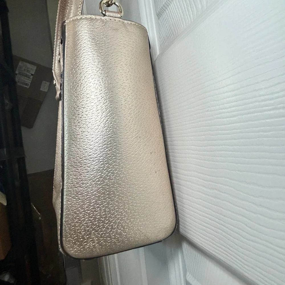 Kate Spade Wellesley Quinn Metallic Gold Leather Tote Shoulder Bag‎ Purse